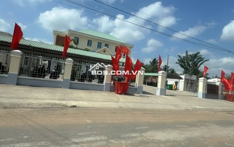 Bán 260m2 đất thổ cư đường oto gần UB Phước Thạnh,nay là phường Phú Tân